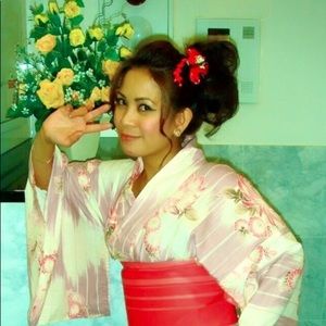 Meet your Posher, Roanna